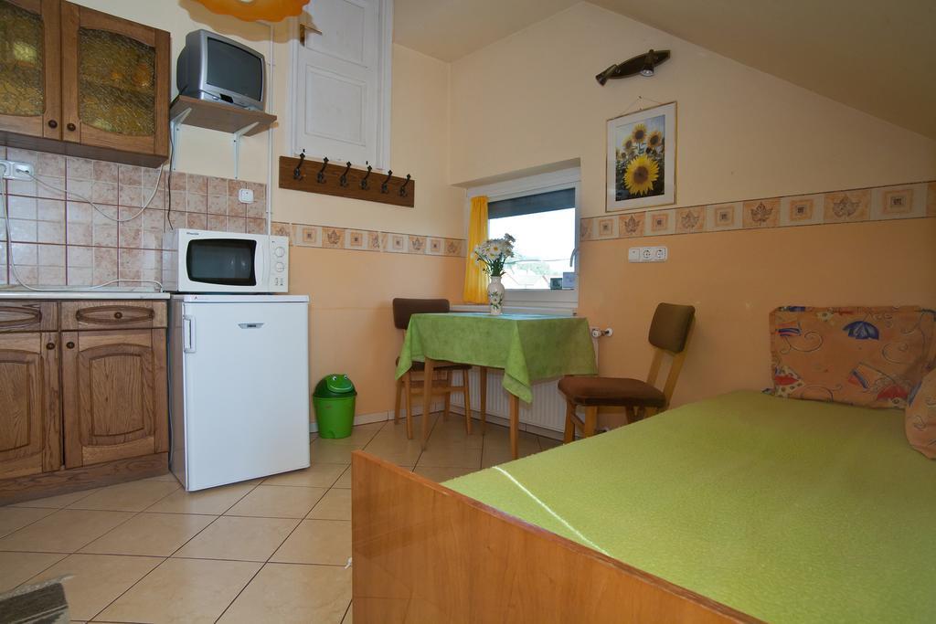 Margaret Apartman إيغيرسولوك الغرفة الصورة